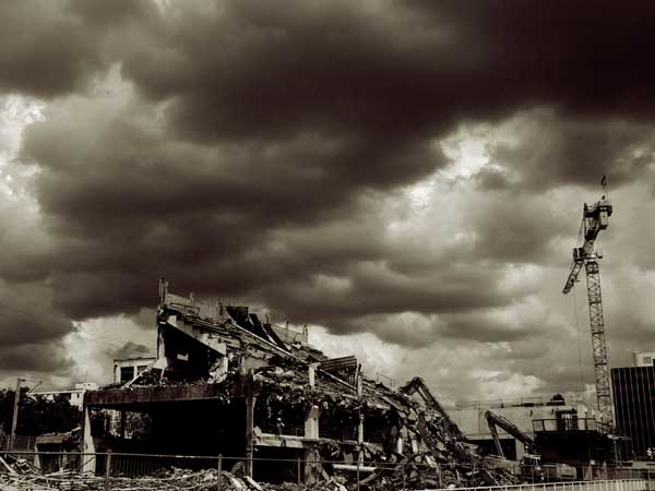 Vieille photo - tribune courbevoie destruction